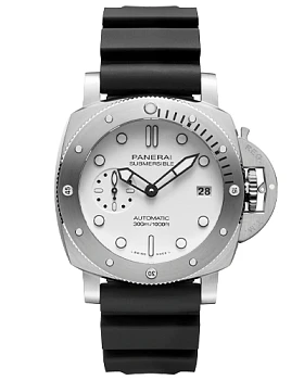 Часы Panerai Submersible PAM01223